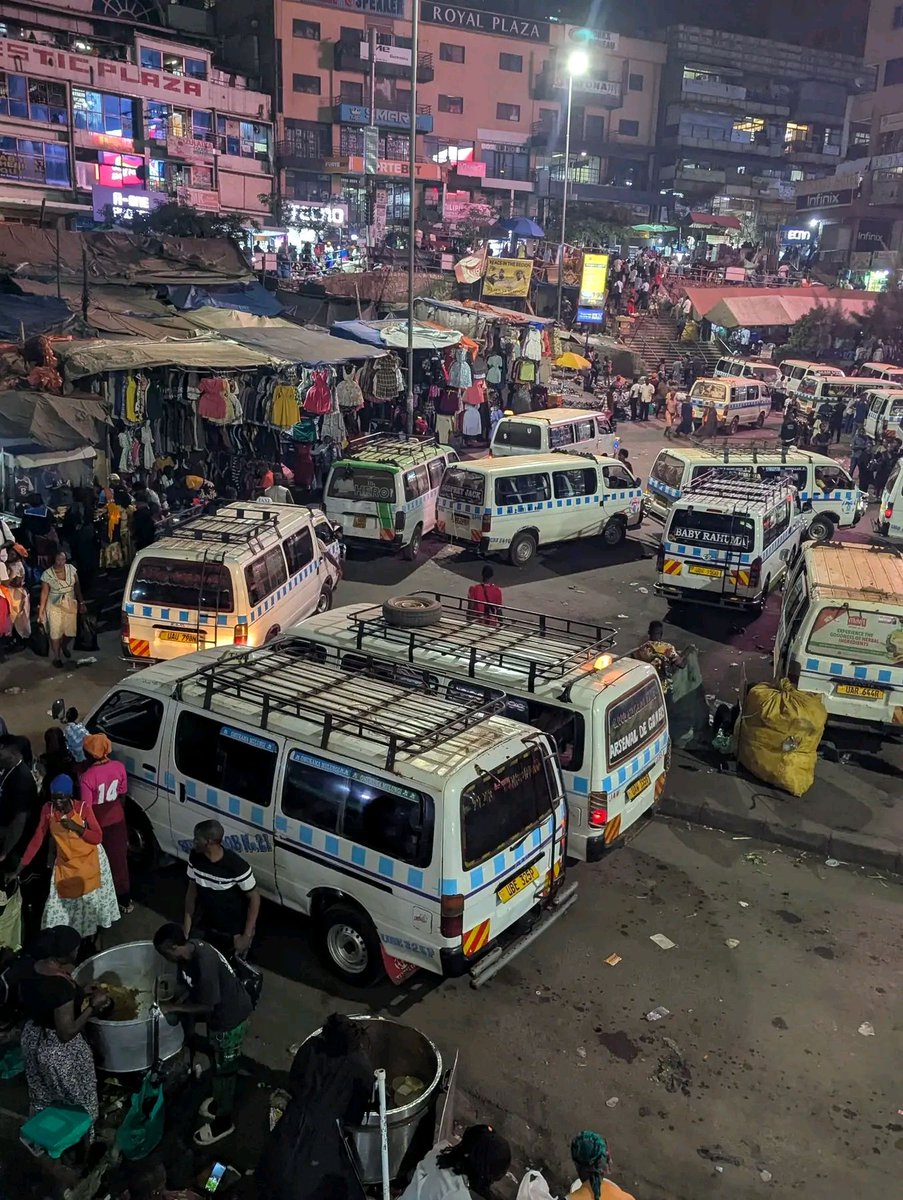 Somewhere in Uganda 🇺🇬♥️