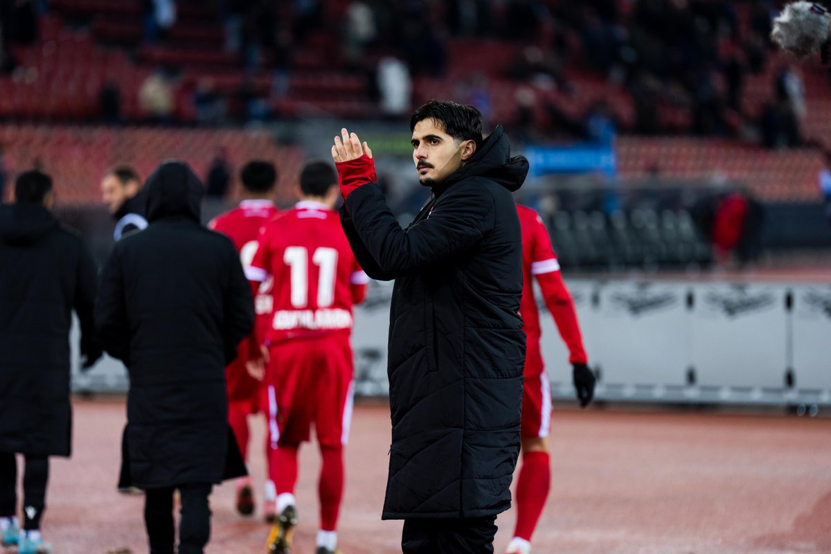 ⚔️📣

𝗢𝗻 𝗻𝗲 𝗹𝗮̂𝗰𝗵𝗲 𝗿𝗶𝗲𝗻. 😤

Rendez-vous samedi à Tourbillon. 🌋

🗣 𝗔𝗹𝗹𝗲𝘇 𝗦𝗶𝗼𝗻 🔴⚪️

#Ensemble #Toujours