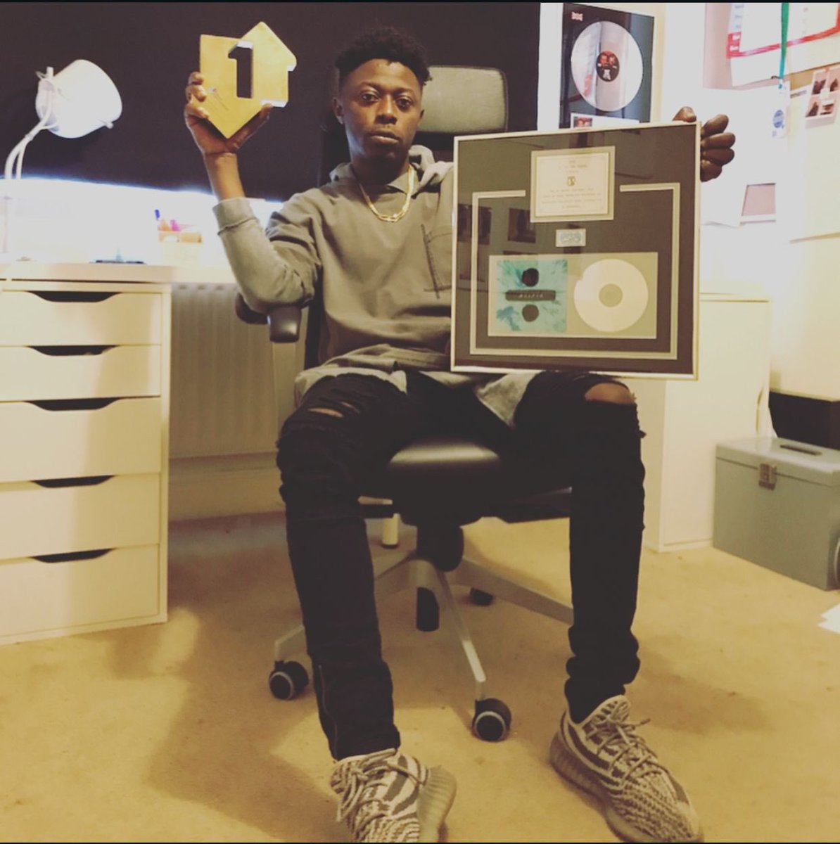 Legacy Life Entertainment tweet media