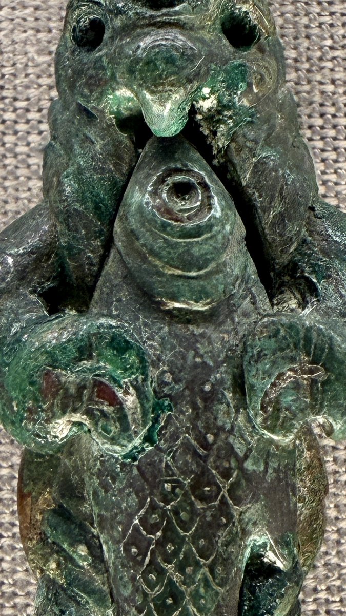 古代中国 銭貨 魚模様 古代中国 銭貨 魚模様 古代中国 銭貨 魚模様