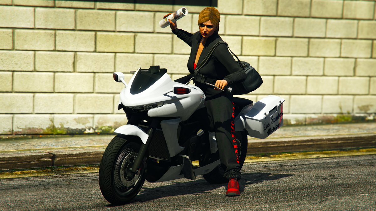 Los Santos Meteor 🏍️🗞️
#RockstarGames #RockstarEditor #GTAOnline #GTAVogue #GTAPhotographers #Snapmatic #LAUMTheArtistry #Museumrs #XboxSeriesX #XboxShare