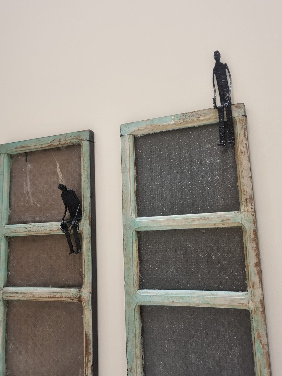 ياخي انا اشوفكم بأحلامي وبالليل لو ما قريت اذكاري تطلعون لي عند اثراء لييييييه؟ بفهم ...