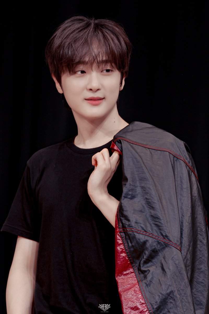 260205 🐢🍰
<a href="/LUN8_members/">LUN8</a> <a href="/LUN8_official/">LUN8 OFFICIAL</a>
#해피진수데이 #HAPPYJINSUDAY
#진수 #루네이트 #LUN8