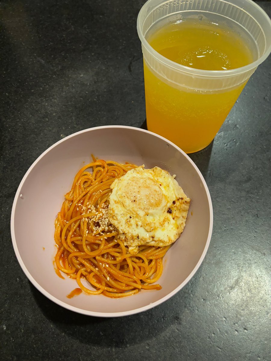 phoeebc's tweet photo. @rebirthcanal gochujang butter noodles from eric kim at nyt cooking. does this scare you. btw do you know it’s ok to change your mind on twitter dot com https://t.co/x2DThO7rCa