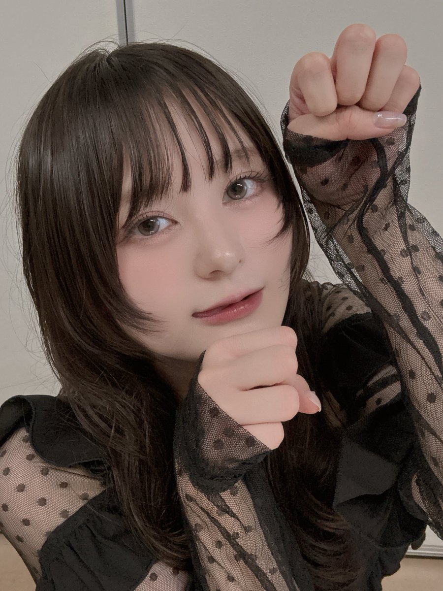 tachibana_mimi_'s tweet photo. 黒猫ﾁｬﾝ…??🐈‍⬛🖤 https://t.co/oPBdw7jGMd