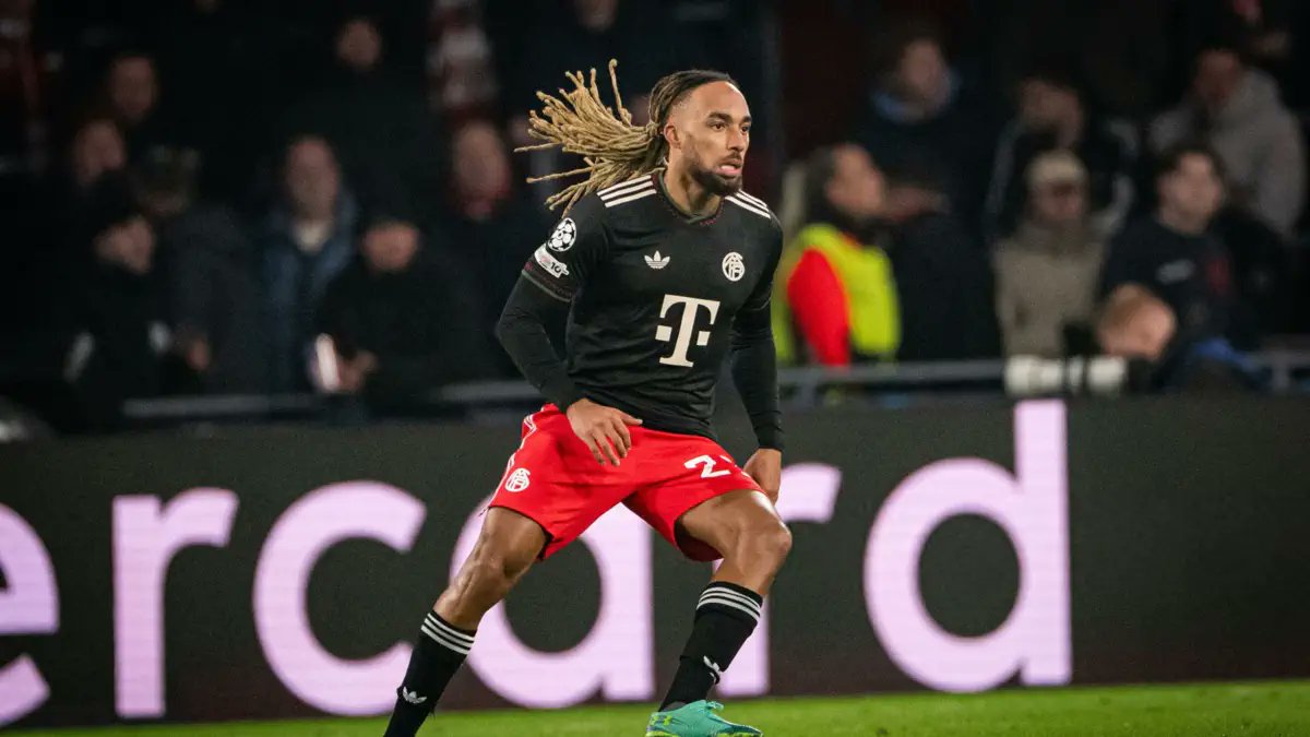 iMiaSanMia's tweet photo. Bayern and Galatasaray have reached an agreement over a loan move for Sacha Boey, including an option to buy. Medical check today [@Santi_J_FM] https://t.co/61SiFakKp6