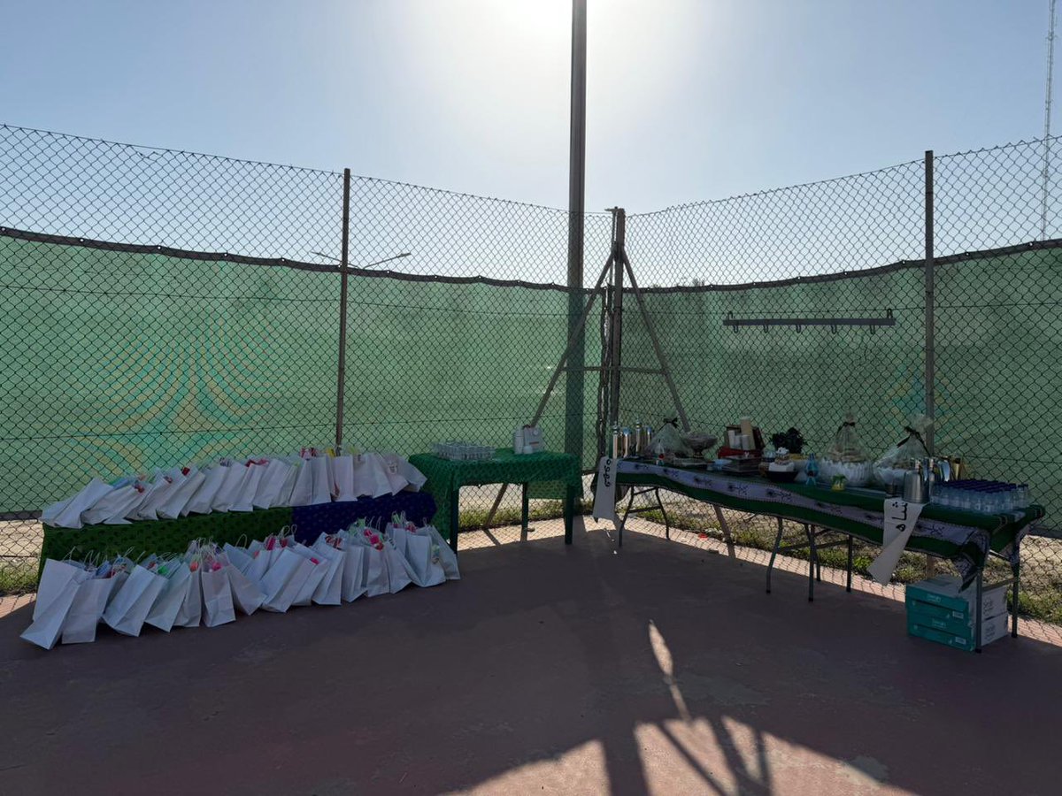 jubailtennis's tweet photo. أقام النادي نشاط رياضي لأطفال جمعية إرادة في الجبيل ، وشارك أعضاء النادي : نوره الشهري، محمد المهنا، نور العوهلي، ساره الشهري، شيماء اليوسف ، حمد السرور. 
في تنظيم البرنامج لأكثر من ٥٥ طفل مع مشرفاتهم و المشرفة العامة لمدرسة إرادة ساره الجمعان. https://t.co/1IH0kjhtht