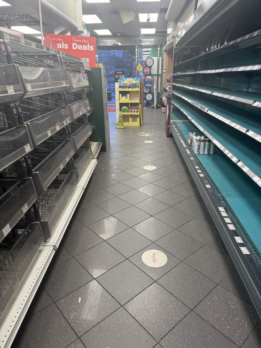 CVRC_89's tweet photo. @SPARintheUK embarrassing how you have let this go on for so long! https://t.co/ID0p1LrsAv