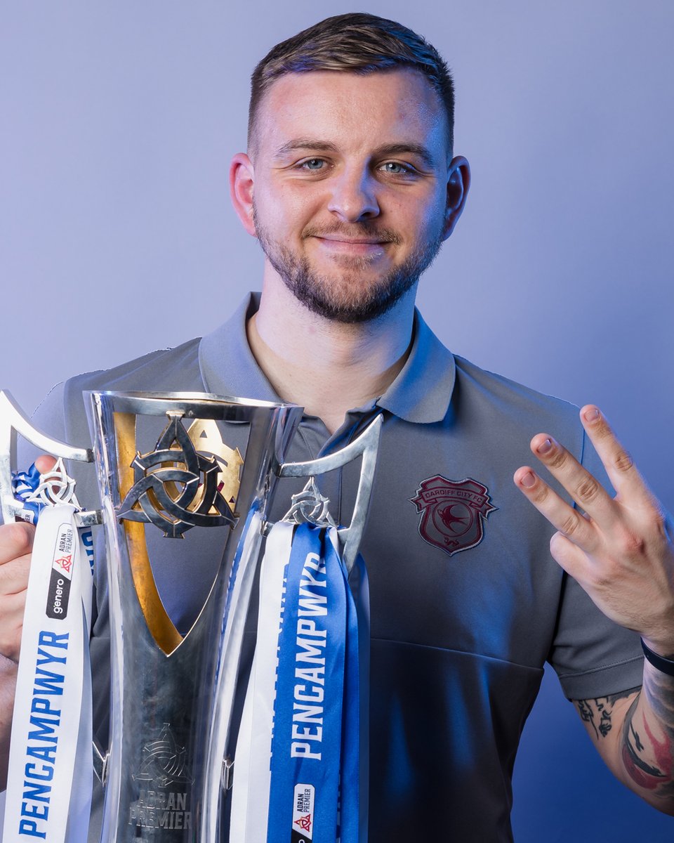 After six seasons leading the Bluebirds, Iain Darbyshire will leave his role as at the end of the season to pursue new opportunities overseas.

Iain has guided City during a time of huge success and will leave with our very best wishes! 💙

➡️ bit.ly/3LPZxBG

#CityAsOne