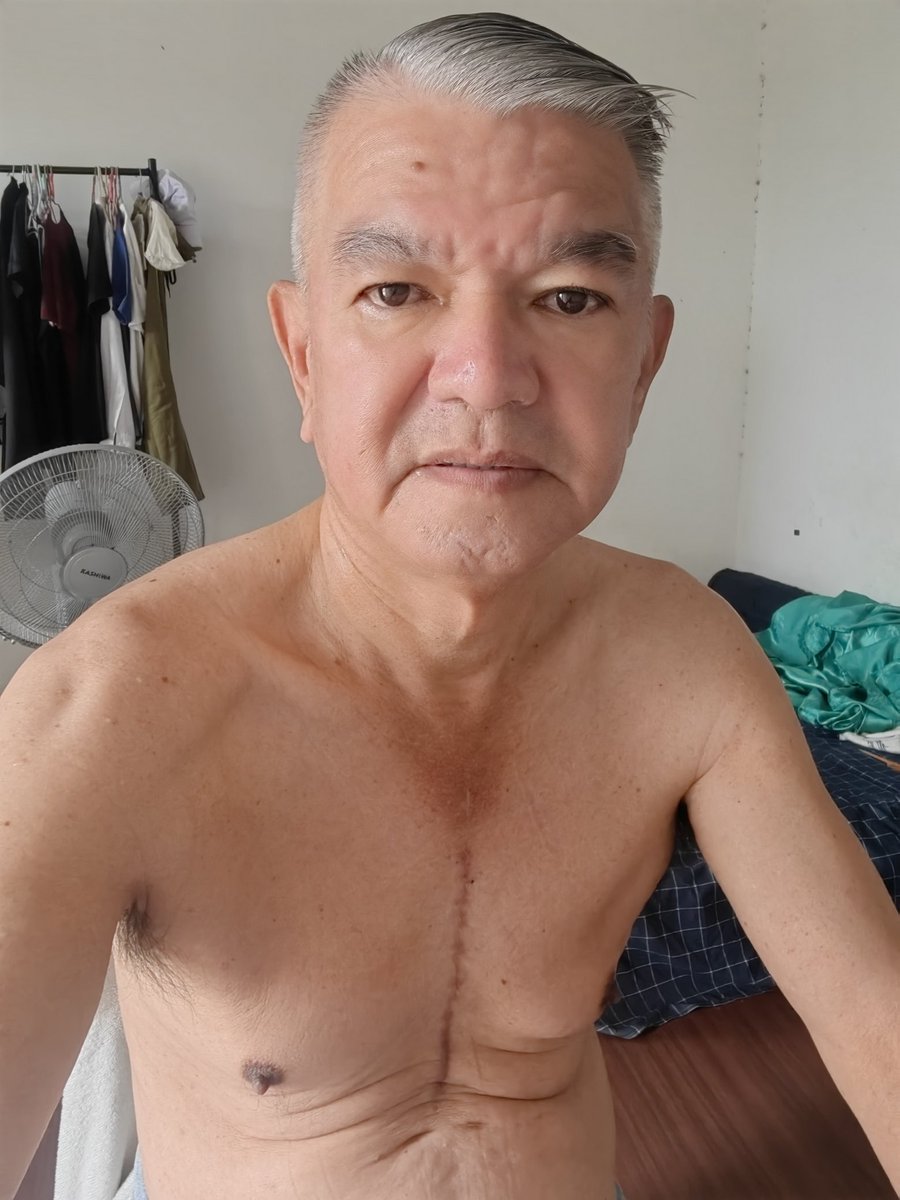 napat tweet media