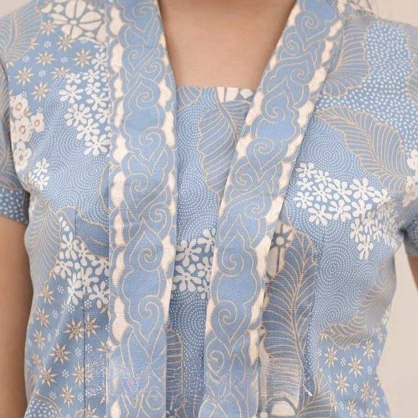 versi lengan panjang, motifnya banyak
s.shopee.co.id/6AaVseg7BC