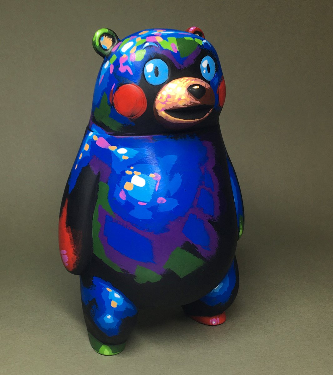 Nami Kikakuさん@Nami_Kikakuのくまモン2号機のペイントが完成しました