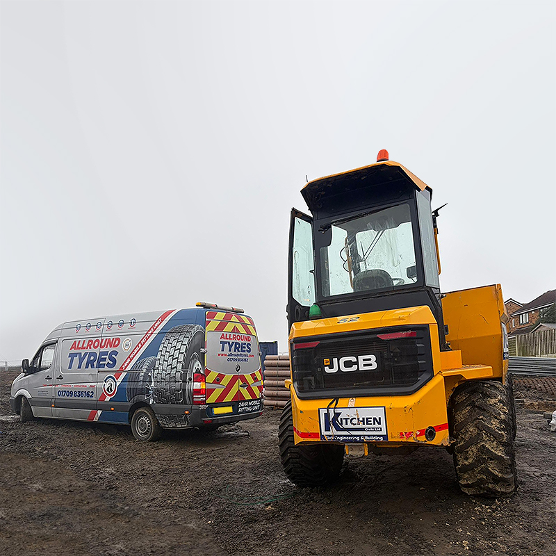 Thanks to #Allroundtyres #MobileTyreFitter in a relatively short space of time this #JCB was able to get back to what it does best, earning it's keep for Newport based #KitchenCivilsLtd with a new #FTB190 tyre from #ascensotyres #neverstoprising