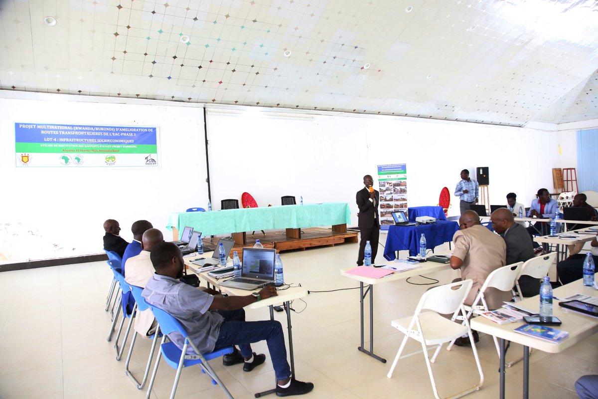 ARBurundi's tweet photo. 1.Ds le cadre du Projet multinational(Bdi/Rda) d'amélioratñ des routes transfrontalières de l'EAC,PhaseI, un atelier de restitutñ du rapport d'APS pr une étude de faisabilité technique et environnementale des infrastr. socio-écques a été organisé ce mardi à  Kayanza @MielsBurundi https://t.co/plpnUcV9QA