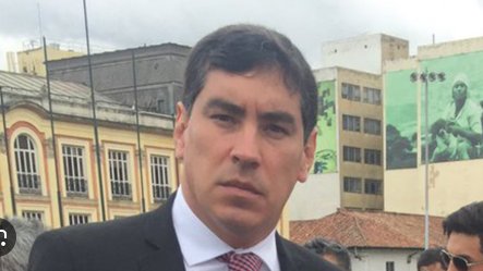 Eclides3's tweet photo. La justicia en Colombia no opera y es la razón por la cual un delincuente está ordenando la destrucción del Pacto Histórico. 
Álvaro Hernán  Prada es el jefe del Cártel del Consejo Nacional Electoral y se encarga de ejecutar el mandato de los jefes Fascistas
CNE, una olla podrida https://t.co/BOr2wv1yBx
