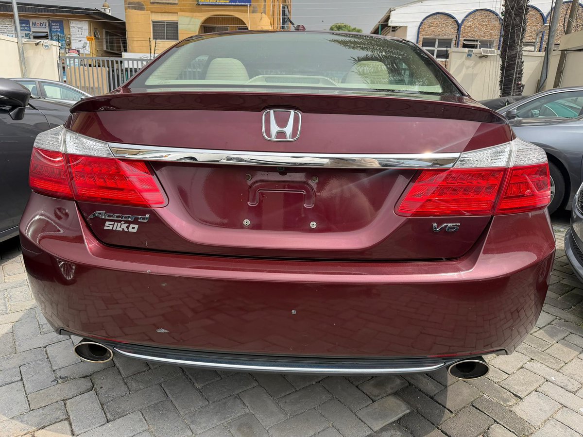 Todays deal ‼️‼️

Toks 2013 accord EXL V6  
Thumbstart ✅
Engine ✅
Gear✅
Ac✅
Tyres✅
Location: Ojodu

Price : 17million(negotiable)
Bring a buyer and earn commission from 50-200k 
Call: 09162965794