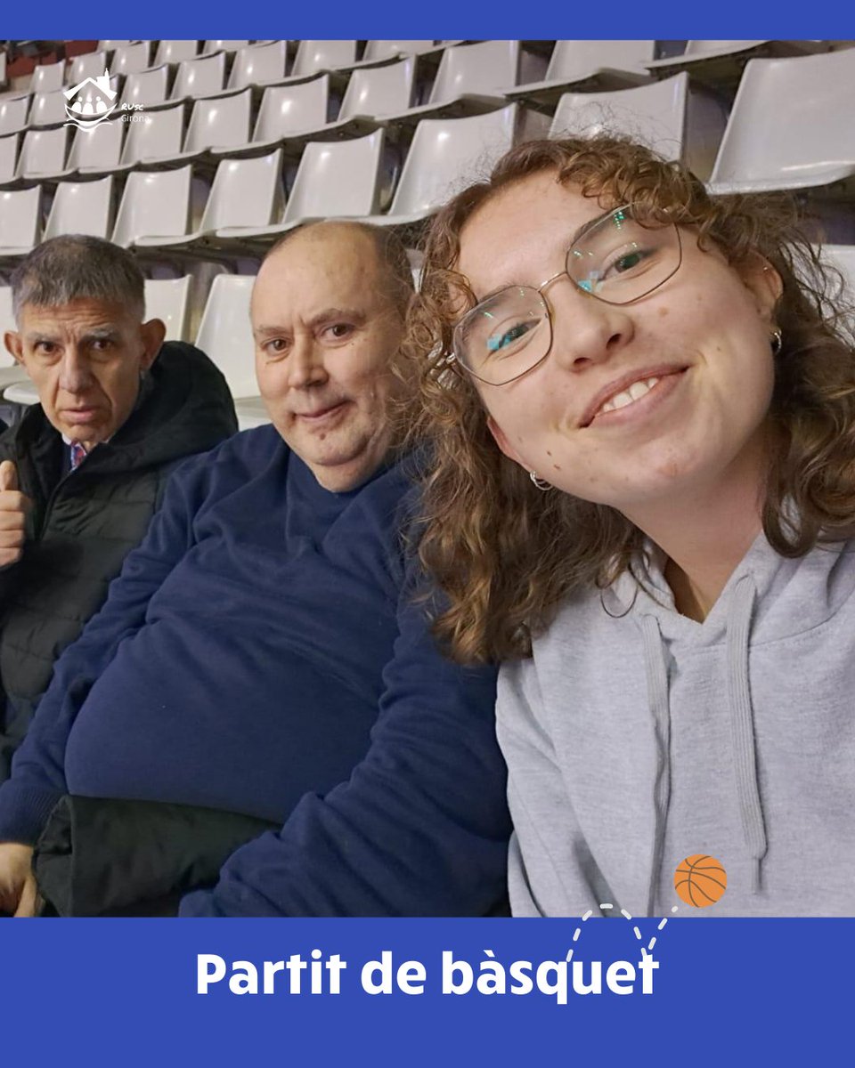ruscgirona_llar's tweet image. Vam anar a veure un partit de bàsquet de l'UNI i va ser molt divertit! 🏀😉
Ambient increïble, bon joc i moltes rialles... ens ho vam passar genial, i en Juan José i l’Eduard ho van gaudir moltíssim 🙌

#elrusc #llar #llarresidencia #inserció #inclusió #ruscgirona