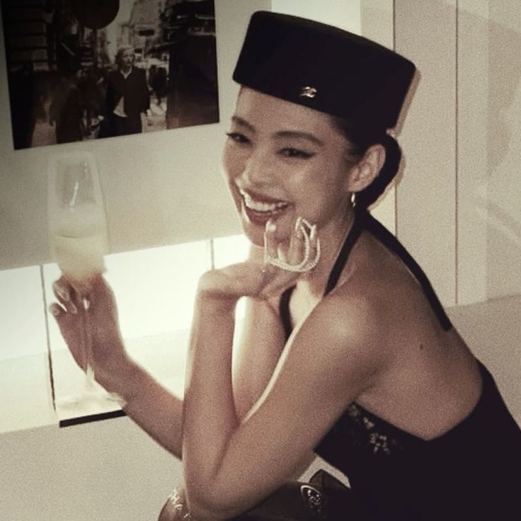 Bluex (5 proofs) @bluexberry81 tweet media