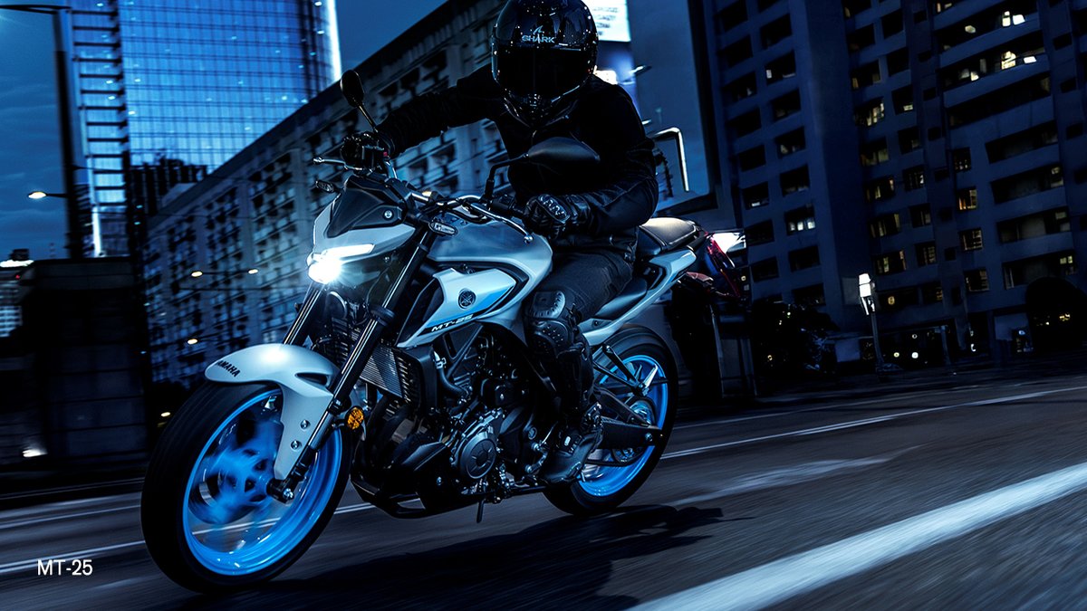 yamaha_bike's tweet photo. 2月5日は #25の日‼️
￣￣￣￣￣￣￣￣￣
「最初の一台」としても 「セカンドバイク」としてもオススメの
「YZF-R25」＆「MT-25」

✅低中速での扱いやすさと中高速での高揚感あるフィーリングが特徴の250ccエンジン
✅街乗りからツーリング、スポーツ走行まで幅広くこなす「バランスの良さ」
✅車検がなくランニングコストを抑えられるのも嬉しいポイント👍

🏍️YZF-R25の詳��
https://t.co/mywdHNI7aE

🏍️MT-25の詳細
https://t.co/N7VsHxIdPU