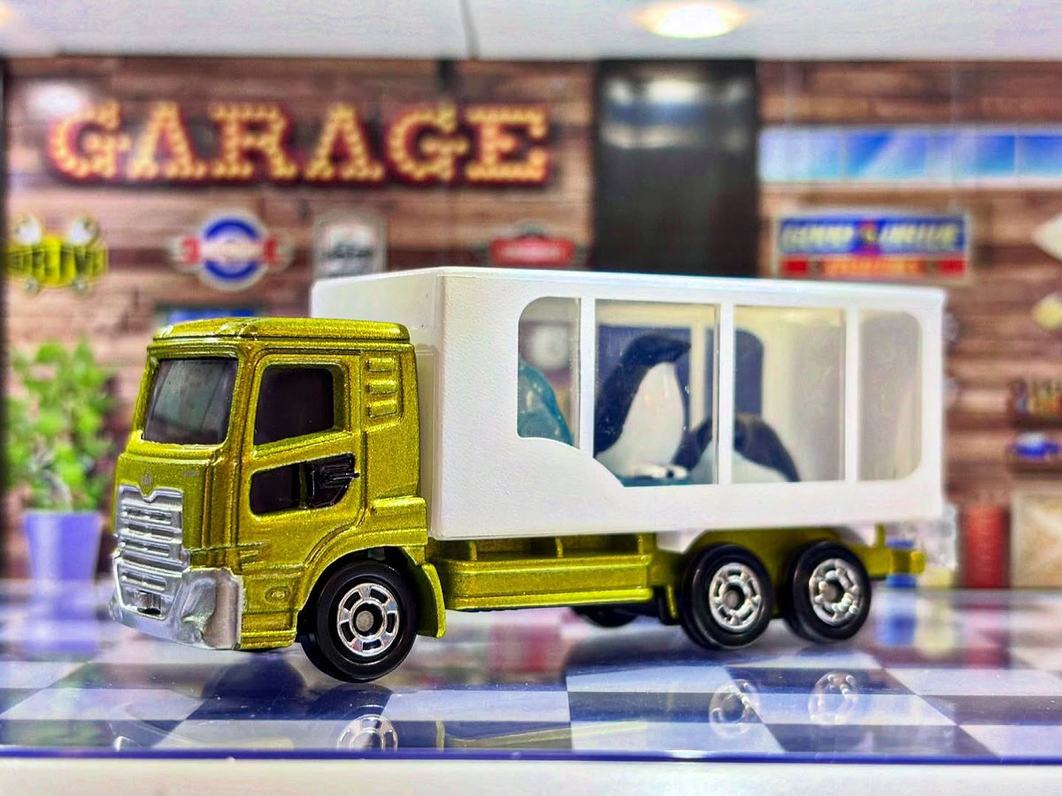 UDトラックス・クオン ペンギン運搬車🐧 ジャパンモビリティショー2025