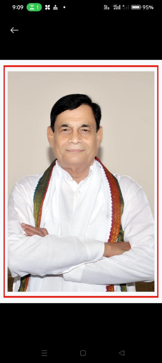 ADITYAPRATAPMP's tweet photo. पूज्य दादाजी डॉ राजेन्द्र प्रकाश सिंह पूर्व स्वास्थ मंत्री की छठवीं पुण्य तिथि पर अश्रुपूर्ण श्रद्धांजलि 🙏🙏सादर चरण वंदना 🙏🙏

क्षेत्र के विकाश एवं जनसेवा में आपका योगदान सदैव हम सभी के लिए प्रेरणा का स्रोत रहेगा। 

#विनम्र_श्रद्धांजलि 
@BJP4MP https://t.co/ztiii18cWU