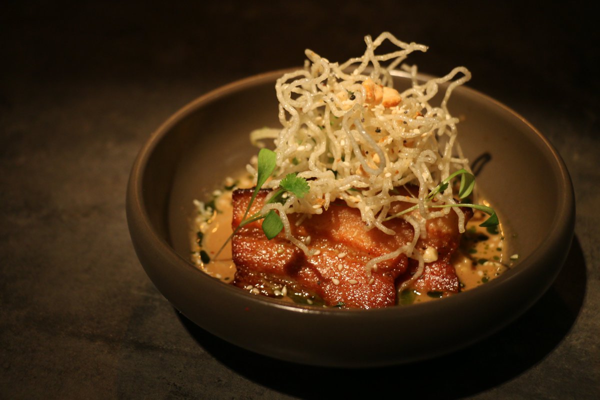 MMRestaurant's tweet photo. Come and try this popular starter from our A La Carte Menu of Asian pork belly, crispy rice noodles, satay broth, baby corn and coriander -delicious!

You can book online by visiting our website: https://t.co/72HyrPwCYd
or call us on Tel: 01268 289963. https://t.co/kIhbZWccoo