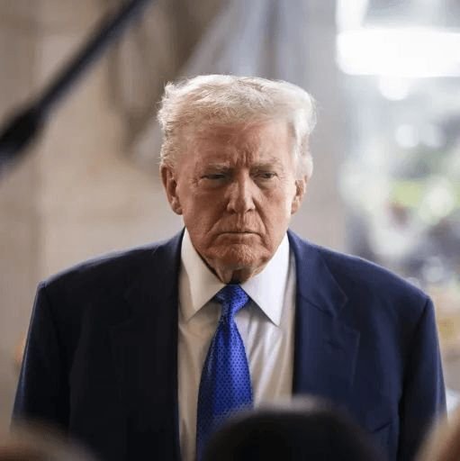 Crypto0637's tweet image. 🚨 BREAKING

🇺🇸 THE WHITE HOUSE HAS OFFICIALLY REJECTED THE CRYPTO MARKET STRUCTURE BILL.

THE PROPOSAL WAS MEANT TO REDUCE MARKET MANIPULATION AND CREATE CLEAR RULES FOR CRYPTO.

WITHOUT IT, UNCERTAINTY INCREASES — AND THAT’S NOT A GOOD SIGN FOR BITCOIN OR THE BROADER MARKET.