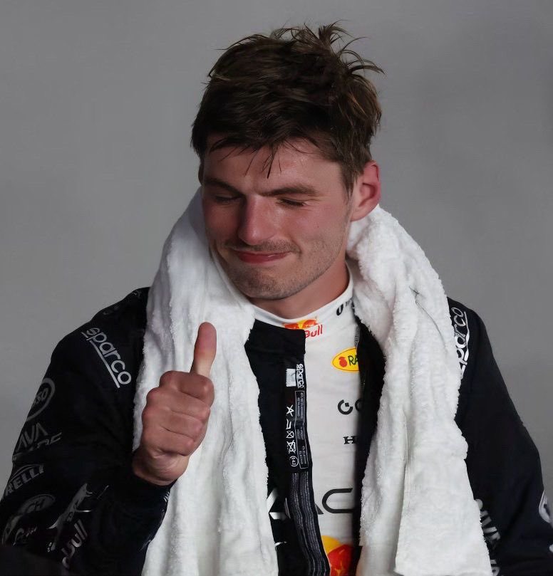 share ur 4 favorite f1 drivers :3