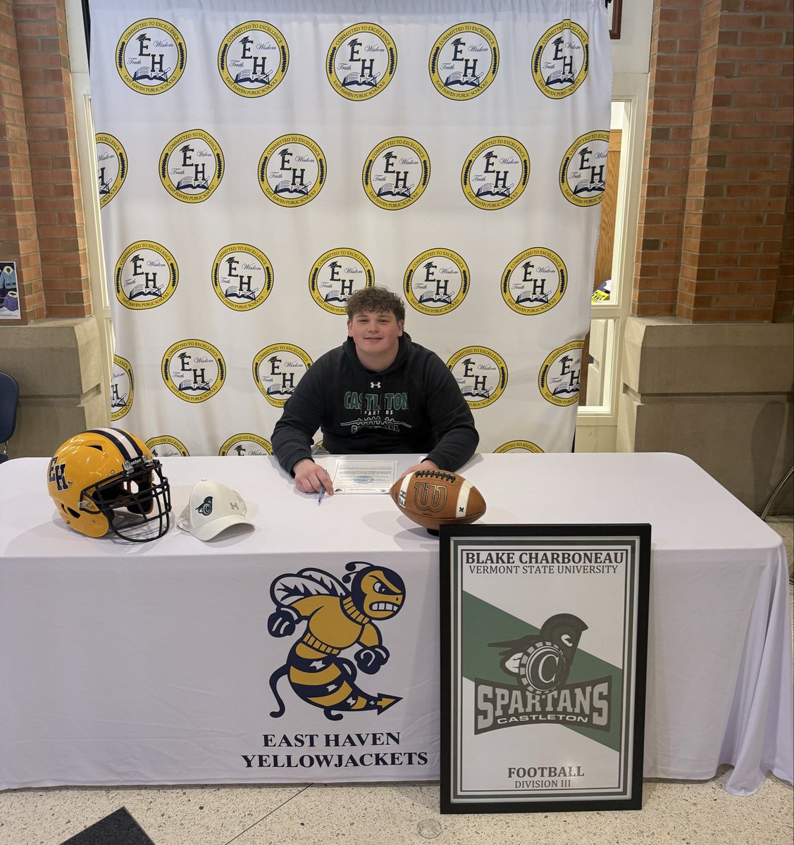 Blake Charboneau tweet media