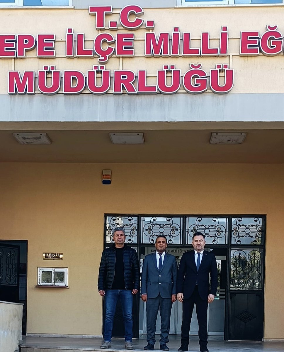 Mazıdağı İlçe Milli Eğitim Şube Müdürü iken, Kızıltepe İlçe Milli Eğitim Şube Müdürlüğüne atanan Ramazan BALİNAN'a Hayırlı Olsun ziyaretinde bulunduk. Yeni görevinde Başarılar diledik. Alakasından ötürü müdürümüze Teşekkür ediyoruz.
<a href="/turkegitimsen/">Türk Eğitim Sen</a>
<a href="/sdolgun01/">Selahattin Dolgun</a> 
<a href="/kiziltepetes06/">KIZILTEPETES</a>