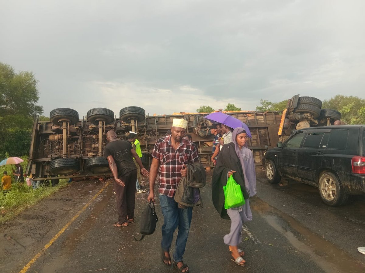 UMOJA WA HAKI ZA MADEREVA@🇹🇿🇹🇿🇹🇿🇷🇼🇷🇼🥰🙏 tweet media