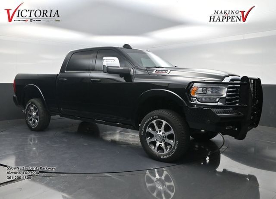 vicdodge's tweet photo. Throwback Thursday!! Today we are throwing it back to 2024 with this beautiful vehicle from our huge pre owned inventory!! Come get yours today!!https://t.co/t6gGXfpz3d
#MakingItHappen #LoveVictoria #portlavacatx #cuerotx #victoriatx https://t.co/VtR9GKqZK3