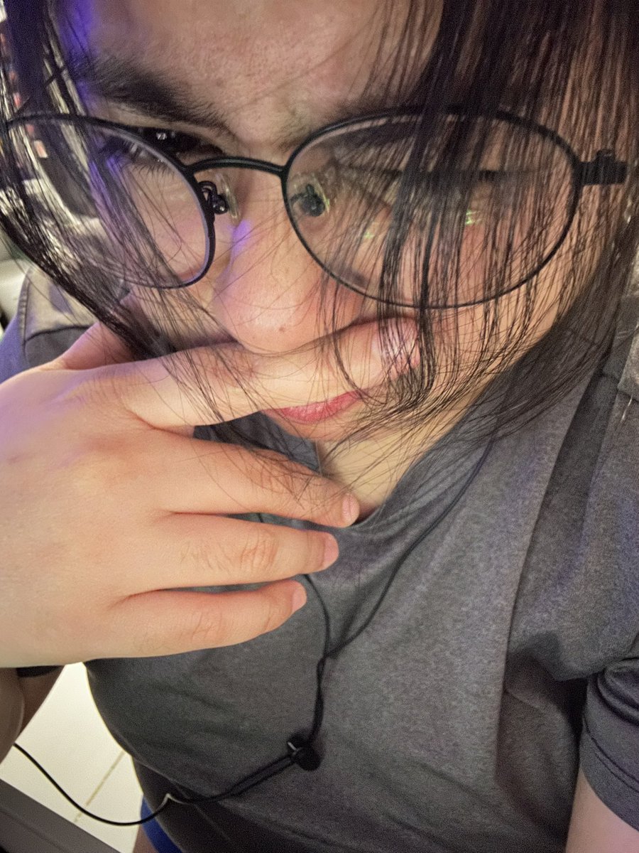 AzyMacky's tweet photo. Paetuc yarn~😂🤭 https://t.co/rwQWByvUPa