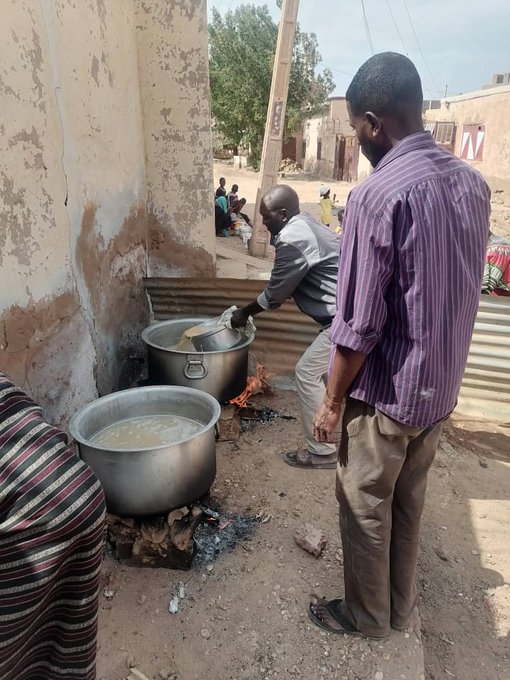 tareqkarrar's tweet image. 🫟مساكم سعيد 

 #مبادرة_طارق لدعم التكايا في الشهر الكريم لإطعام الصائمين 

شاركوا معانا في الأجر 

للدعم من داخل السودان :
🟩بنكك : 1271779
🟩فوري : 51178715
🟩BBAN : 04012717790002

من خارج السودان :
🟩عبر ال PAYPAL
SIMSIMALBADRI

أو عبر ال chuffed بالرابط التالي :…