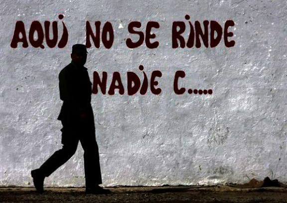 La historia nos enseña que no se negocia la dignidad. Seguimos el camino de los que prefirieron el desafío a la sumisión. 

¡Ni un paso atrás! 
¡Aquí no se rinde nadie!
#CubaEstáFirme