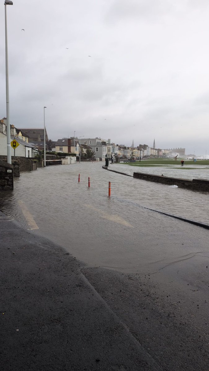 WeathÉire tweet media