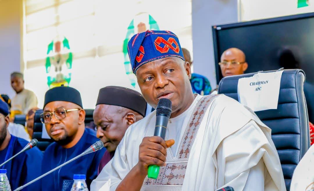 OfficialAPCNg's tweet photo. The APC National Chairman, Prof. Nentawe Goshwe Yilwatda, accompanied by the National Secretary, Sen. Ajibola Basiru, on Thursday, attended the Independent National Electoral Commission @inecnigeria quarterly consultative meeting with leaders of all political parties in Nigeria at the Commission’s headquarters in Abuja. The meeting marked the INEC Chairman, Professor Joash O. Amupitan, SAN first formal consultative engagement with political parties since assuming office.