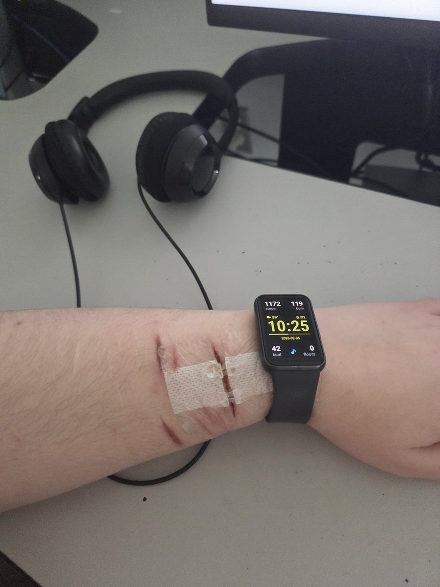 🫧 𝓒𝓲𝓷𝓷𝓪𝓶𝓸𝓻𝓸𝓵𝓵 🐠《 𝕊ℍ𝕋𝕎𝕋 》 tweet media