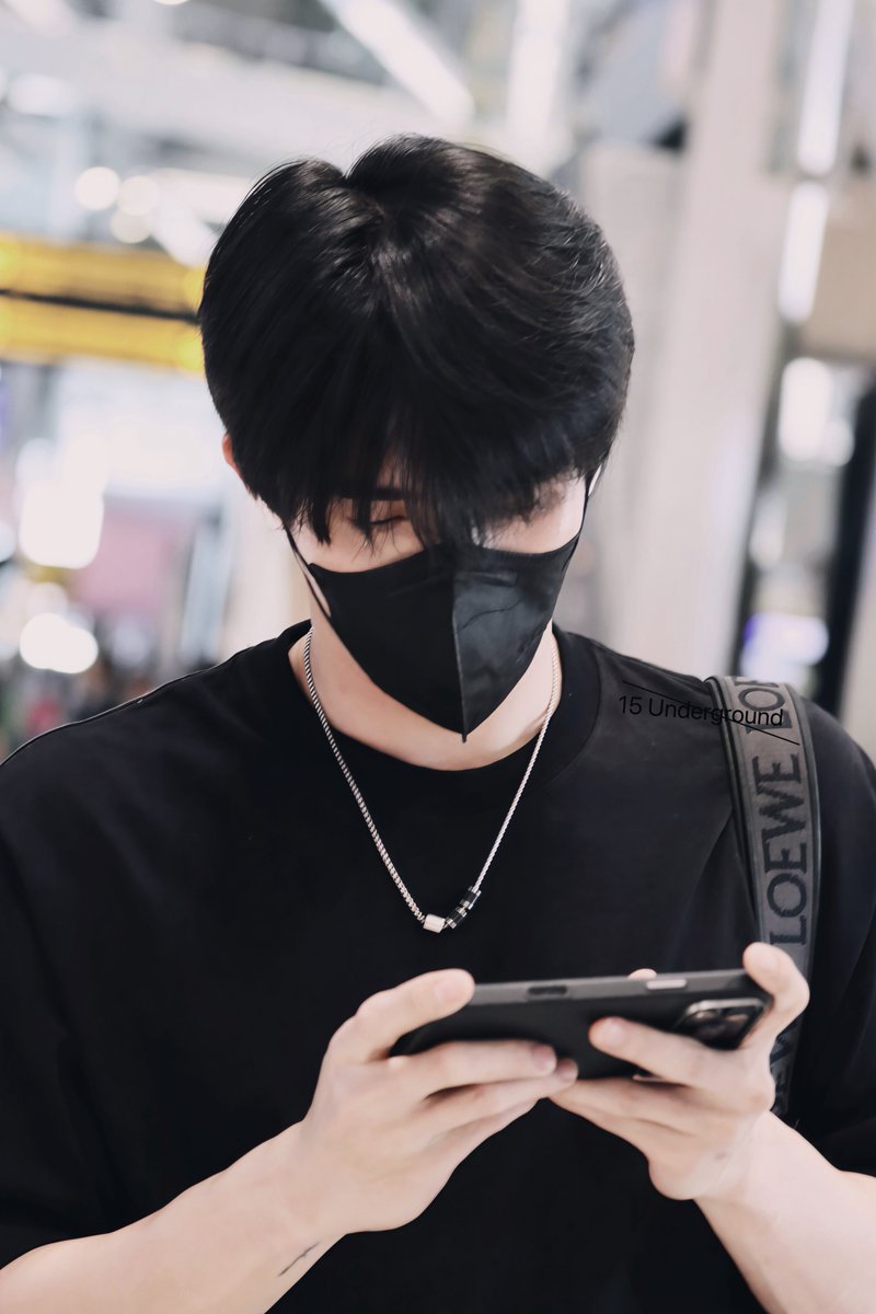 15 Underground tweet media