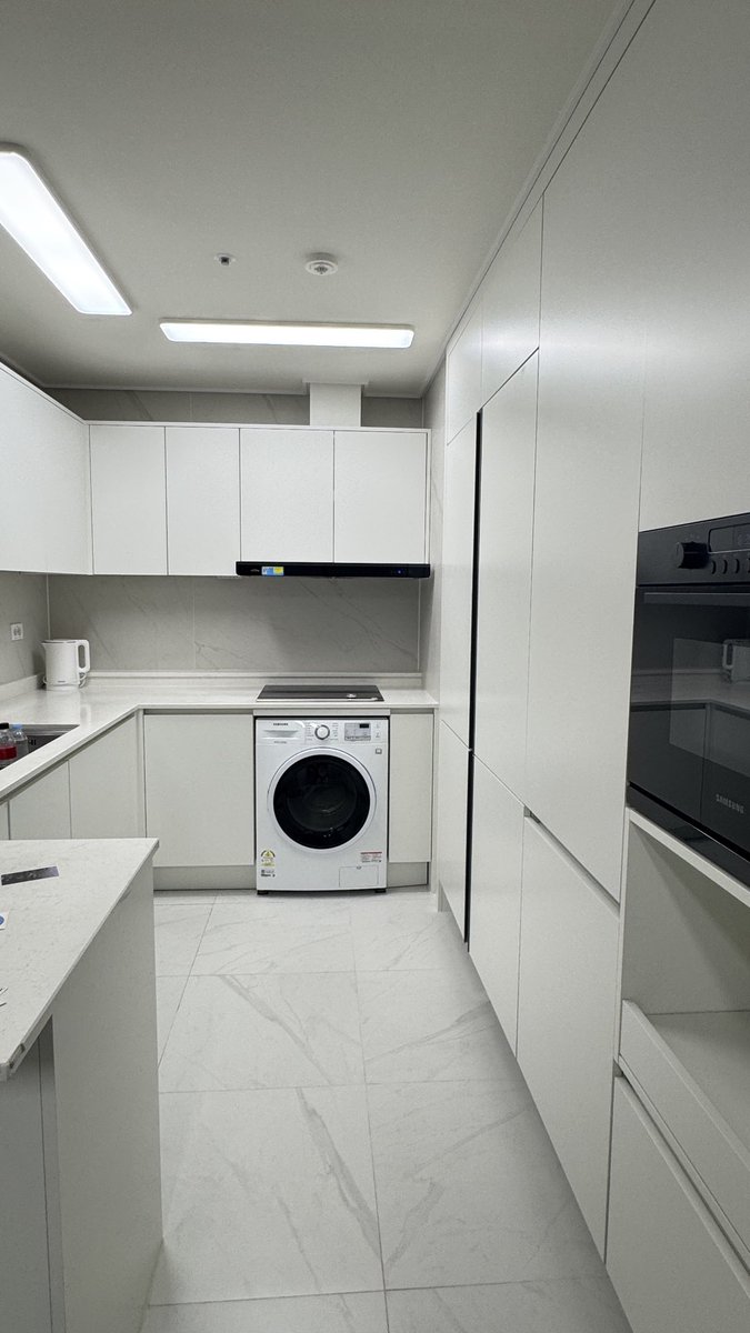 sido_seedo's tweet image. 말을 얻어도..될지 모르겠..으나
[광고 전혀아님 광고를 받아본 적이 없음!
받으면 광고받았다고 헤벌쭉할 자신있음!
진짜 전혀아님]

혼자 이용하실예정 + 바다뷰 보고싶다
: 광안리 캡슐호텔 호텔1 추천드립니다

친구, 지인 모두 여기 추천하더라구요 
깔끔+가성비+바다뷰+먹거리근처! 라서
진짜…