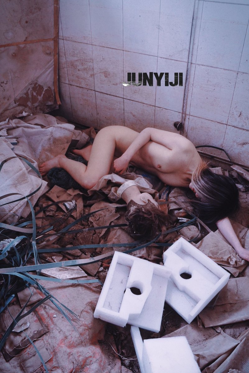 向北
👩<a href="/hikarika001/">贝拉多娜</a> 
📷<a href="/Leviii2586/">上川纯一</a>

同行<a href="/chunzi__chunse/">春</a>

#北京 #露出 #拍摄 #私房