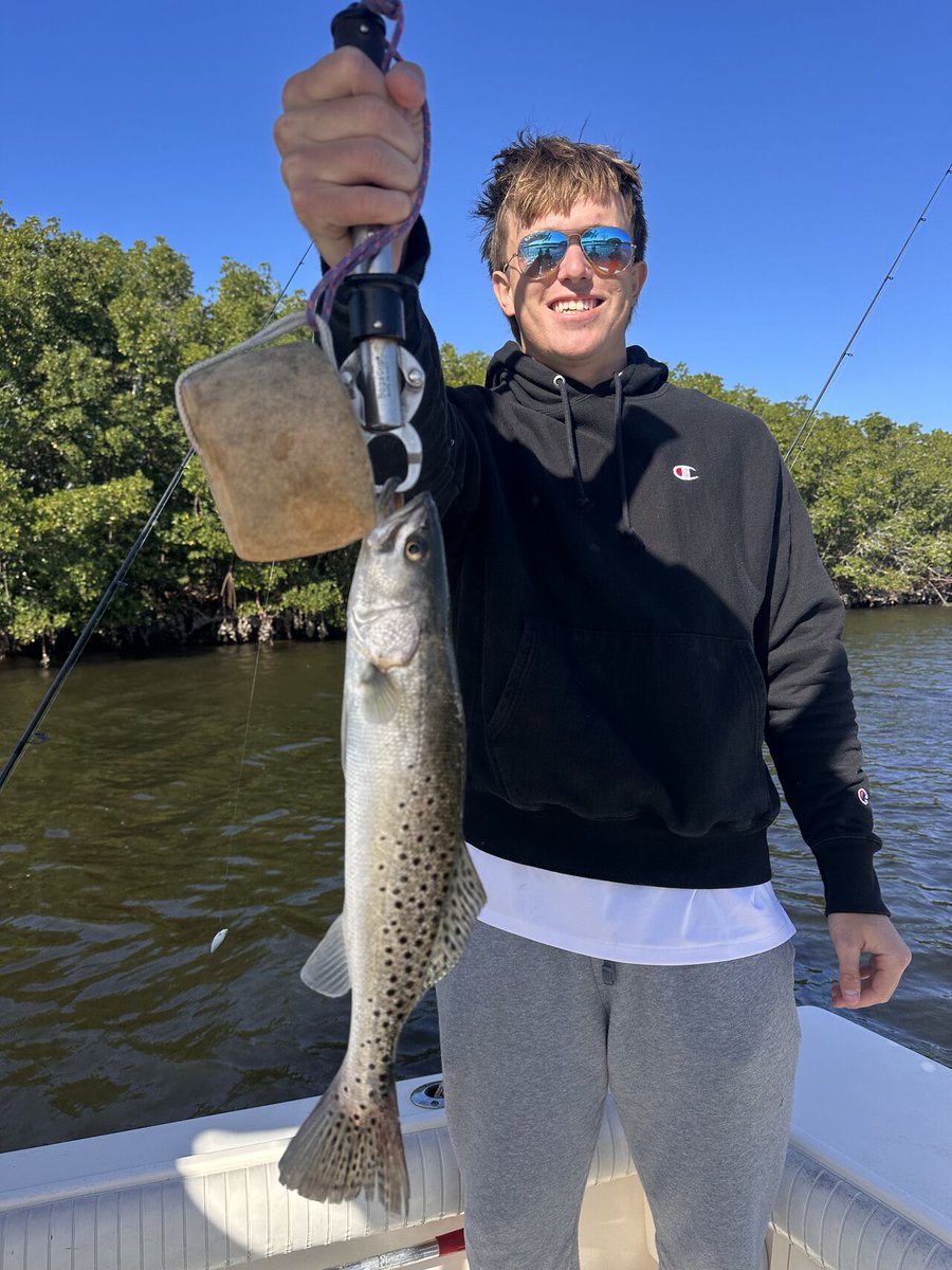 CaptRichA's tweet photo. Freeman boys dialed in on the winter fishing bite here in Tampa Bay.

-Tampa Fishing Charters (Year-round)

-Boca Grande Tarpon Charters (April, May & June - NOW BOOKING FOR 2026)

-Tampa Fishing Kids Camp (Fall break, Winter Break, Spring Break & Summer Break)

-Corporate Fishing Outings (No size to big)

#WINTER #WinterOlympics #winterseason #Florida #tampa #tampafl #tampaflorida #gasparilla