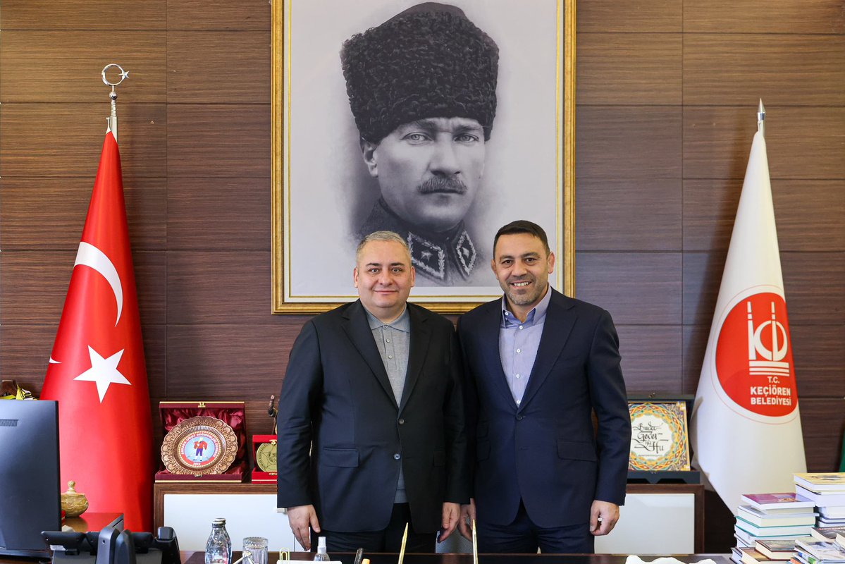 Asrın güreşçisi, dünya ve olimpiyat şampiyonumuz, kıymetli hemşehrim ve can ağabeyim,
T.C. Gençlik ve Spor Bakan Yardımcımız Sn. <a href="/hamzayerlikaya/">Hamza Yerlikaya 🇹🇷</a>’yı belediyemizde ağırladık. 

Kendilerine ziyaretleri için çok teşekkür ediyorum.