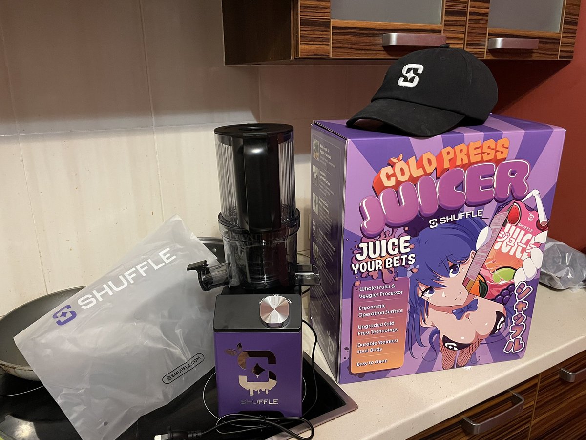 TOP 3 things I love most about <a href="/shufflecom/">Shuffle.com</a> .

1. Getting these kind of gifts from you guys, all thanks to <a href="/noahdummett/">Noah</a> for this juiciest juicer that I’ll be using.

2. Getting big wins ofc, because I need to buy a lot of fruits now.

3. Watching <a href="/DougDribbl88/">Douglas Sandstorm</a> and <a href="/FrankDribbl/">Franklin Rainman</a>