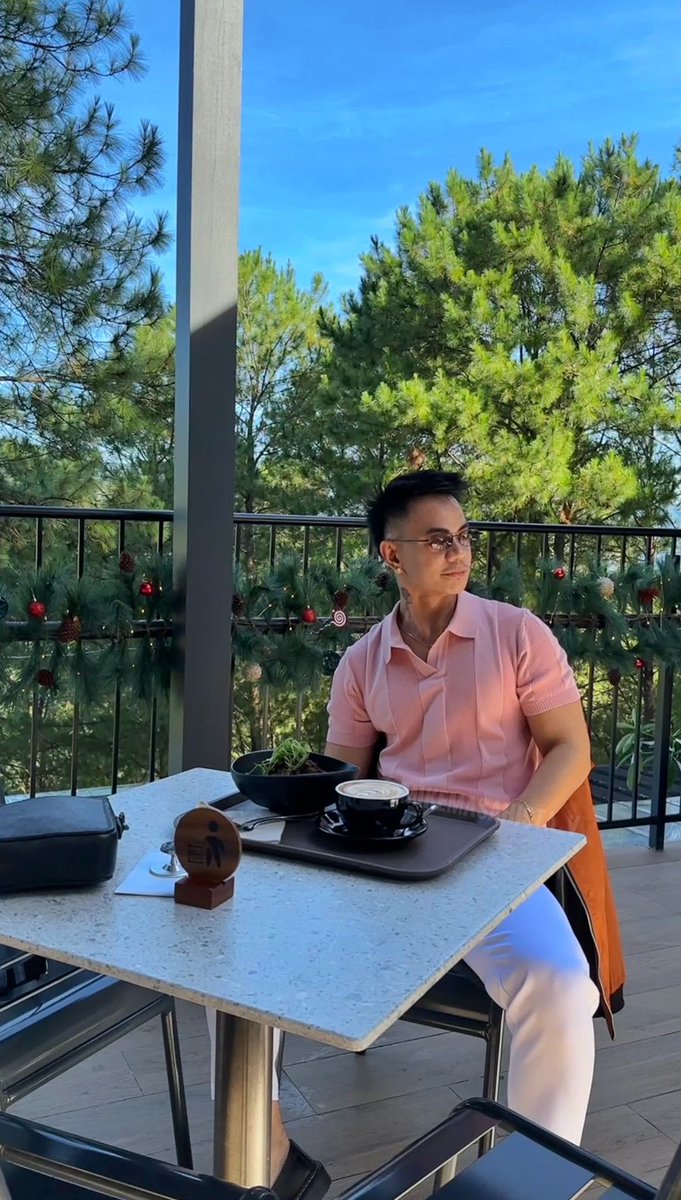 mikemasahista_v's tweet photo. Date ba kamo sa Valentine’s day? Tara!?

#mikemasahista_v https://t.co/hsMRf85CyR