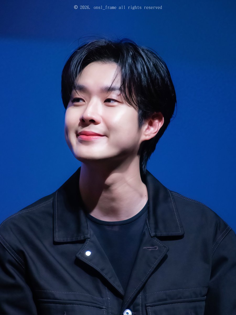 2026.02.05 넘버원 시사회 #최우식

#ChoiWooShik #넘버원 #시사회 #롯데시네마 #월드타워