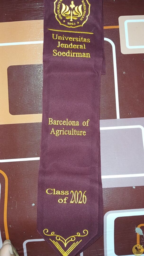 unsoedmfs's tweet image. tukang nyetaknya ngantuk ya abis bergadang nonton barca jends?