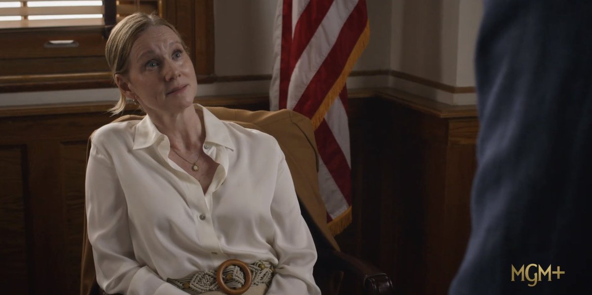 Laura Linney News tweet media