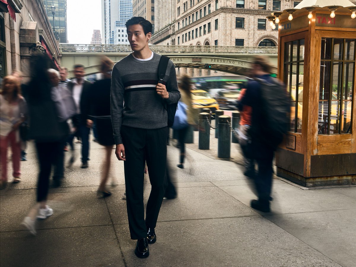 Van Heusen tweet media