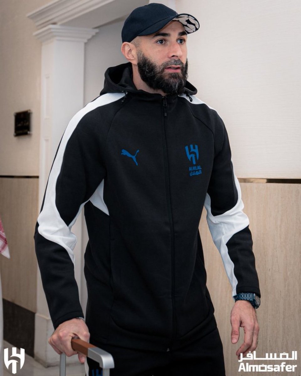 يا لجمالك و انت #هلالي 😊
<a href="/Benzema/">Karim Benzema</a>